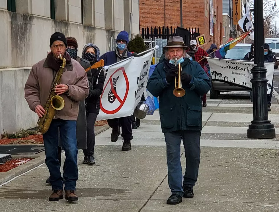 UN Nuclear Weapons Ban Celebrated at Binghamton Federal Building