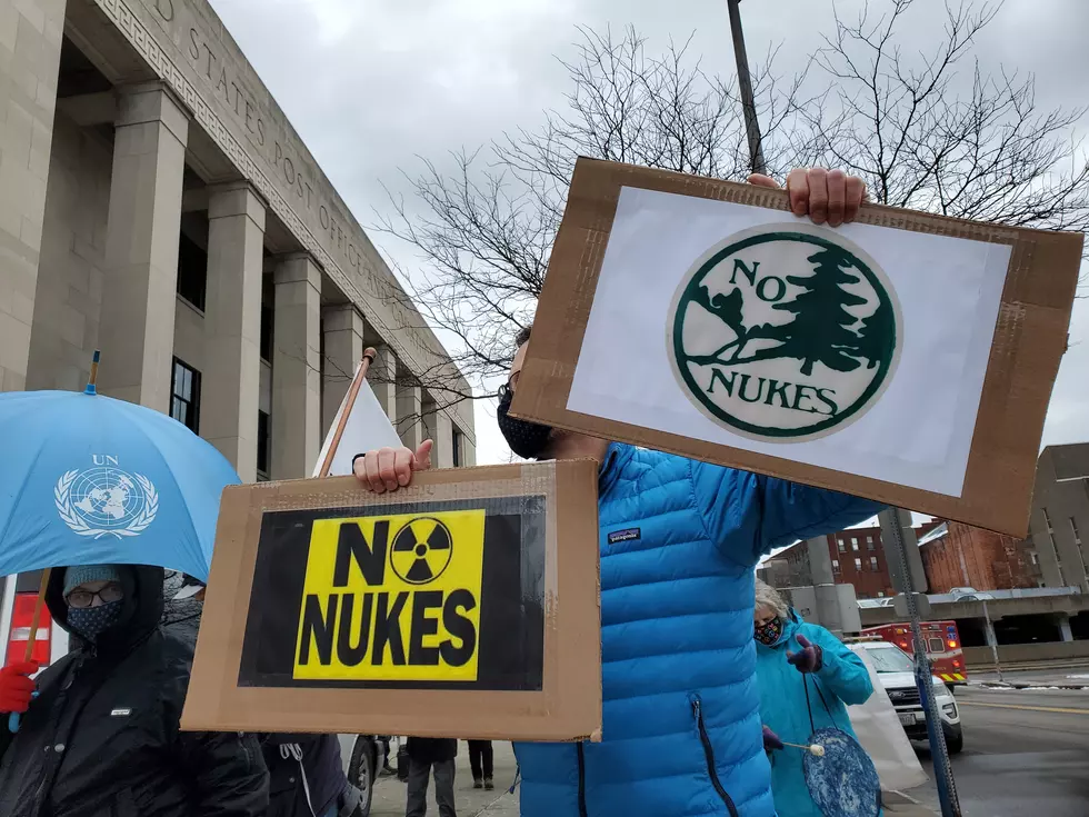 UN Nuclear Weapons Ban Celebrated at Binghamton Federal Building
