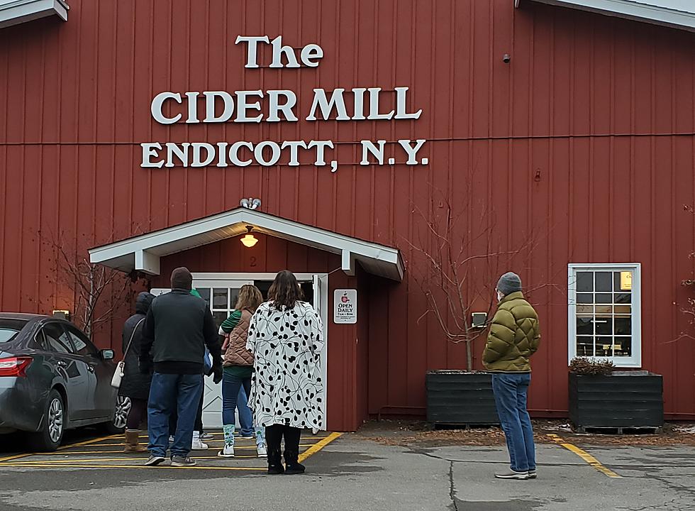 St. Patrick&#8217;s Day Doughnuts Draw Crowd to Endicott&#8217;s Cider Mill