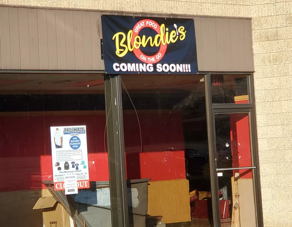 Preparations were underway for the opening of Blondies restaurant on November 6, 2020. Photo: Bob Joseph/WNBF News