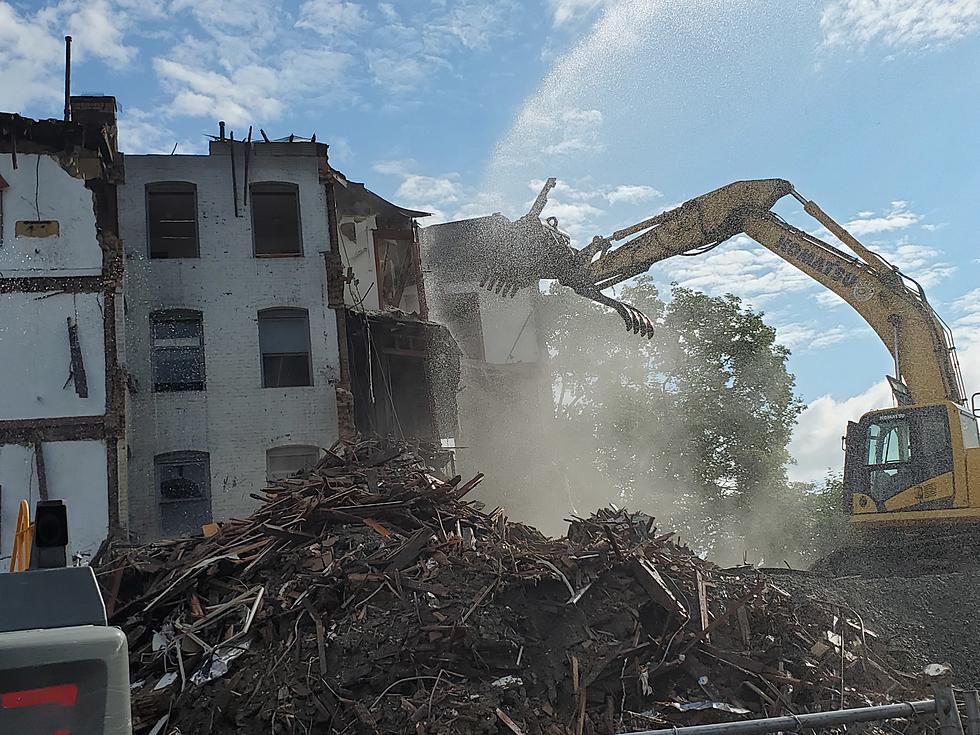 20-Apartment Building Torn Down for University Greenspace Project