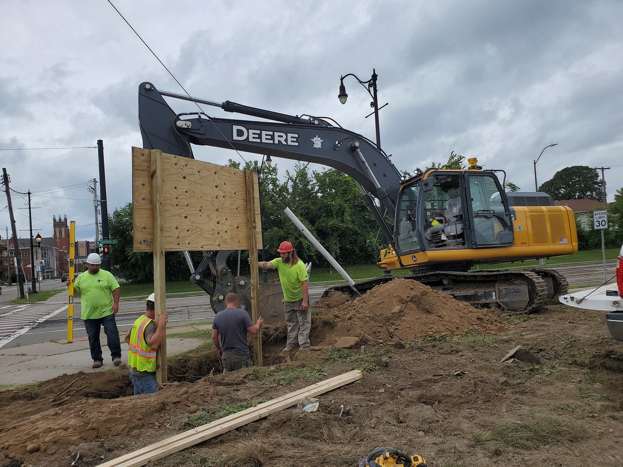 Ike's Love and Sandwiches to Begin Construction on Five Points Plaza  Outpost