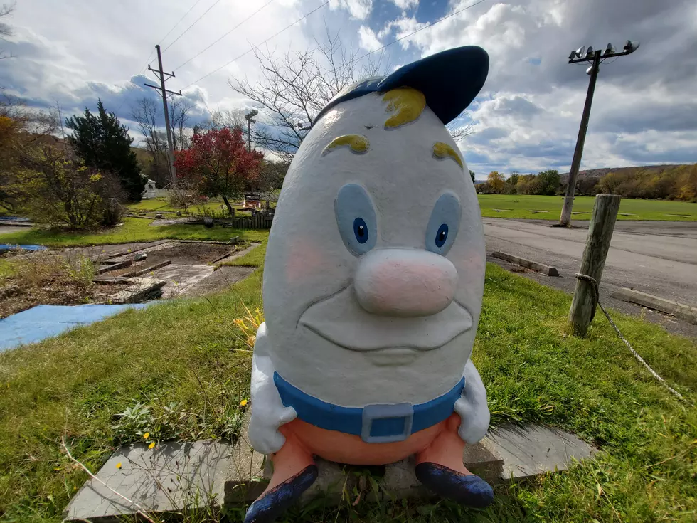 The fate of this creature at the old R-Tee miniature golf course has not been revealed. Photo: Bob Joseph/WNBF News