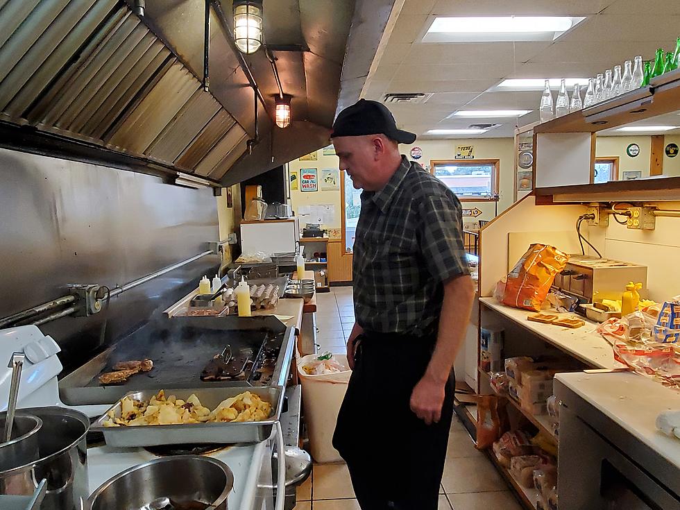 Operator of JC's Iconic Red Robin Diner Opens New Restaurant