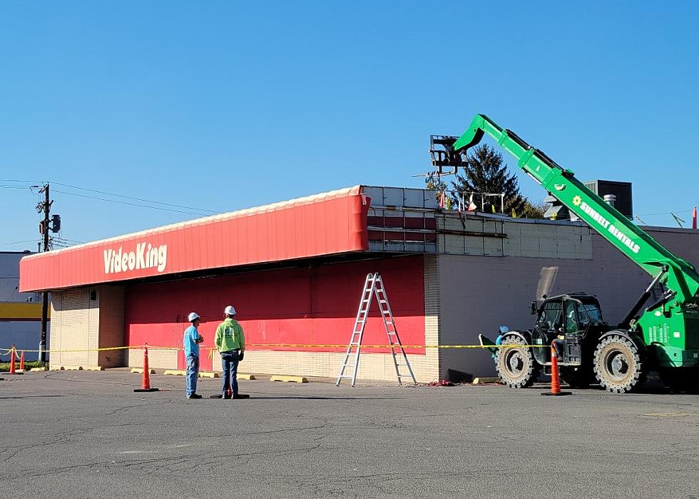 What&#8217;s Up at Former Dick&#8217;s Sporting Goods Building in Binghamton?