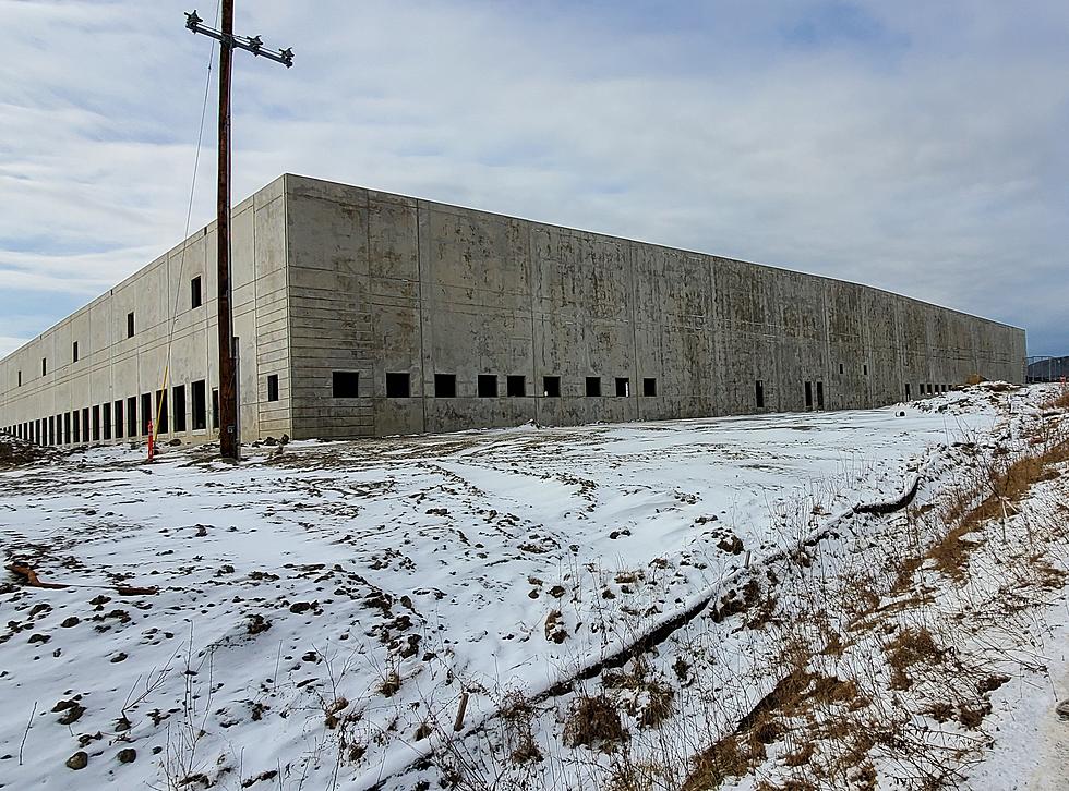 Massive FedEx Distribution Complex Rises in Kirkwood