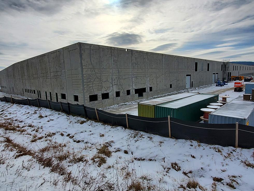 Massive FedEx Distribution Complex Rises in Kirkwood
