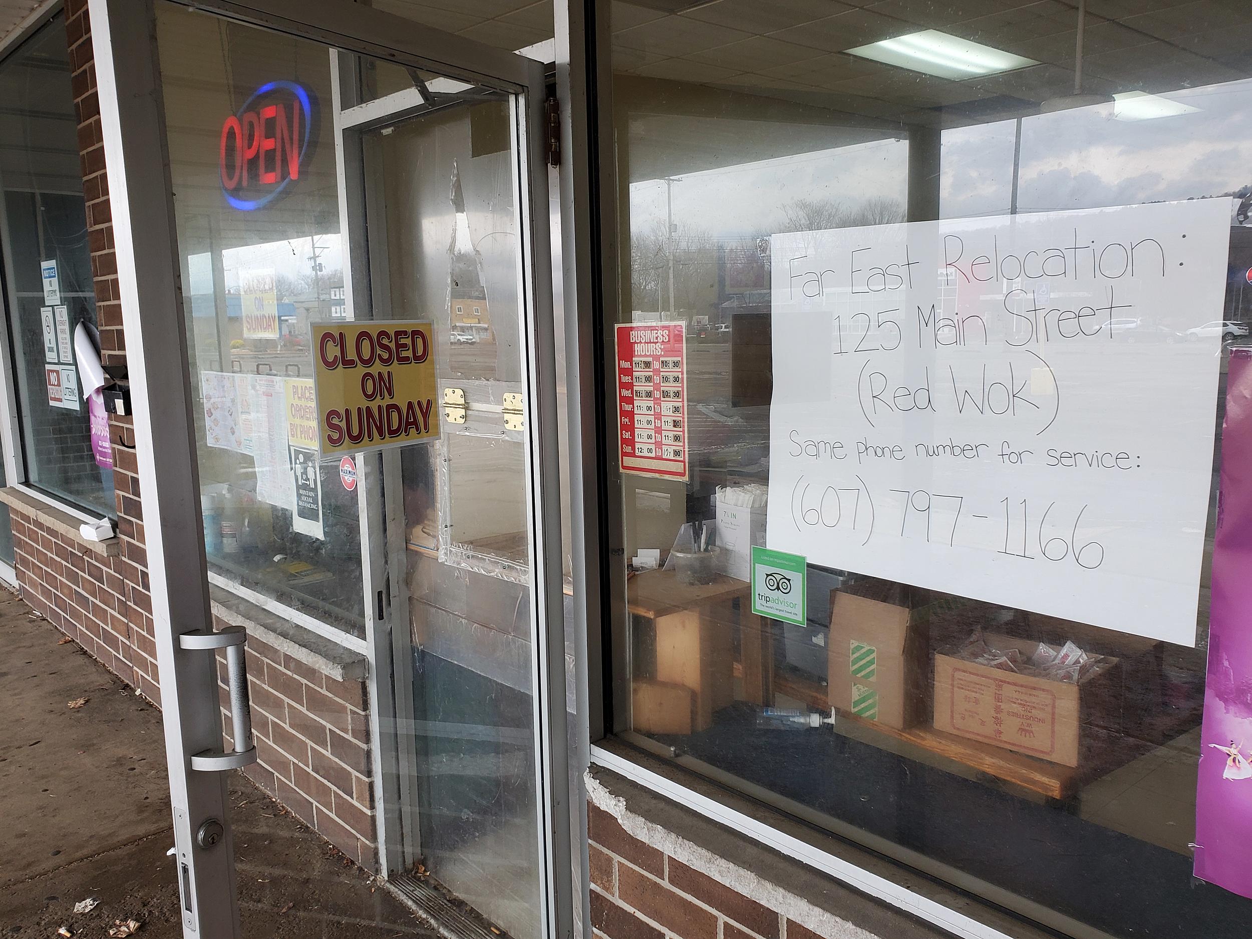 A sign at Far East Kitchen advised customers of the restaurant's new location on March 31, 2022. (Photo: Bob Joseph/WNBF News)
