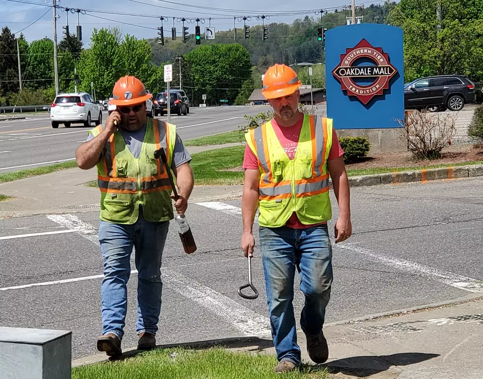 Oakdale Mall Entrances to Be Redesigned for New Businesses