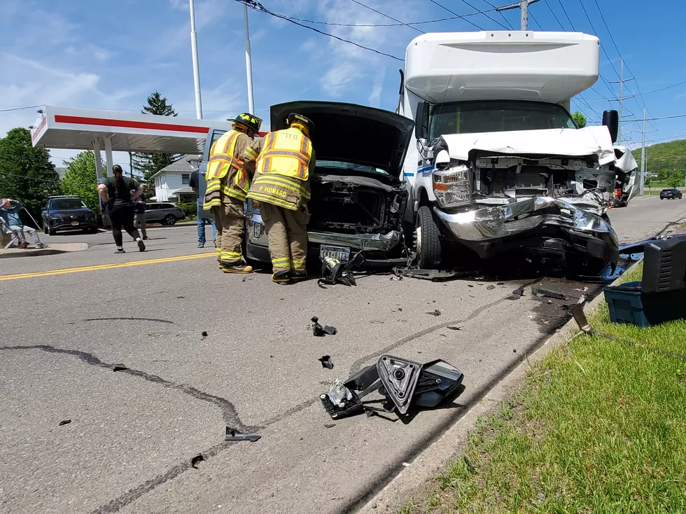 One Hurt as Minibus Collides with Truck in Town of Dickinson