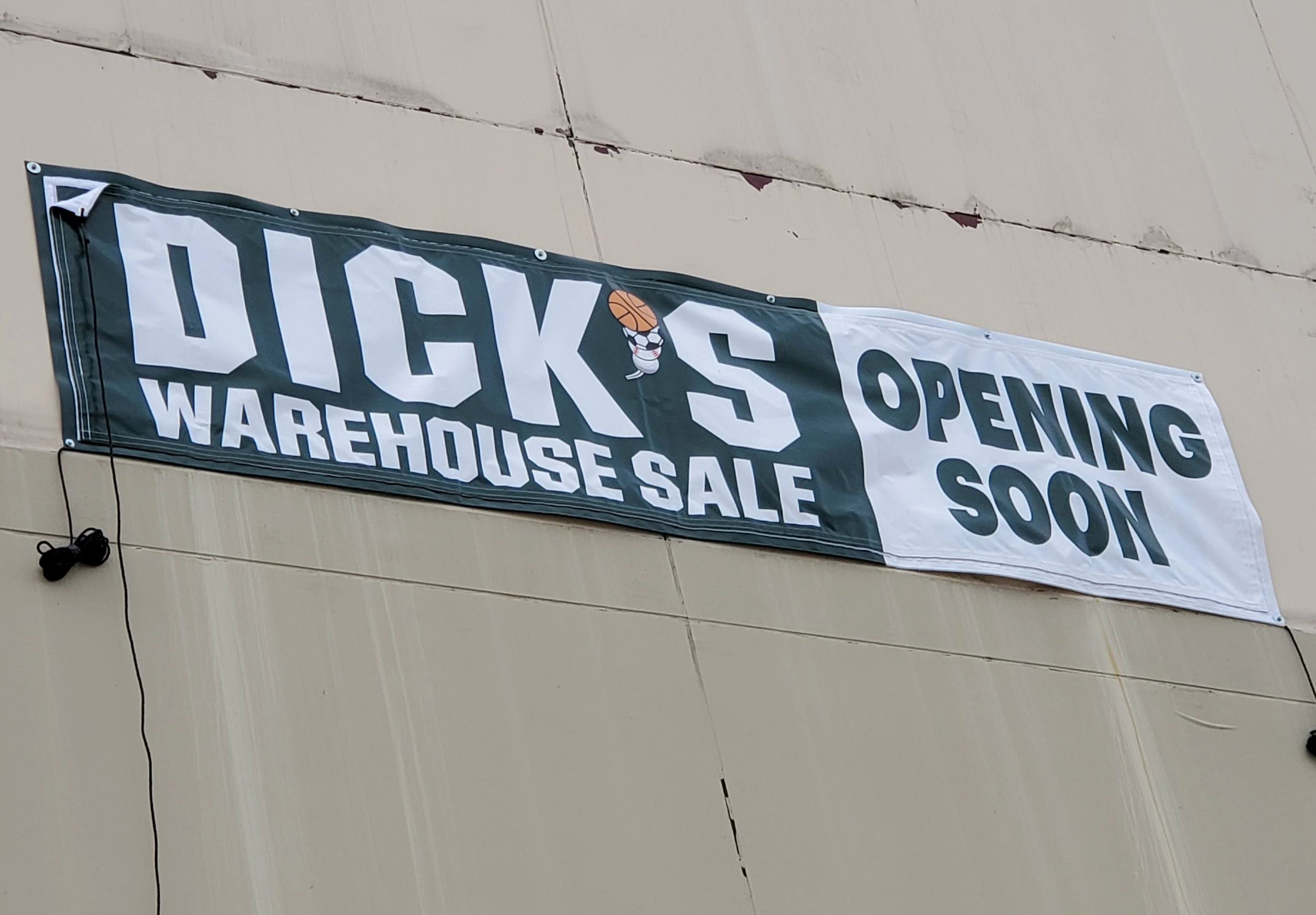 New Dicks Sporting Goods Warehouse Sale Store Opening in Vestal photo photo