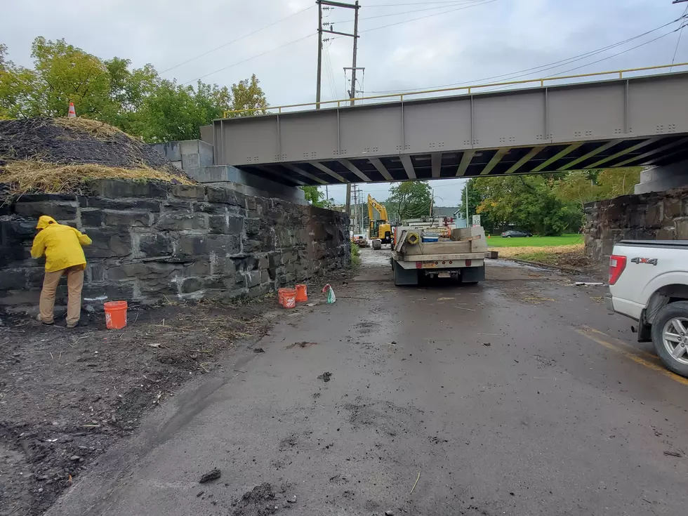 A worker near the new Norfolk Southern Railway bridge on Oakdale Road on September 28, 2022. (Photo: Bob Joseph/WNBF News)