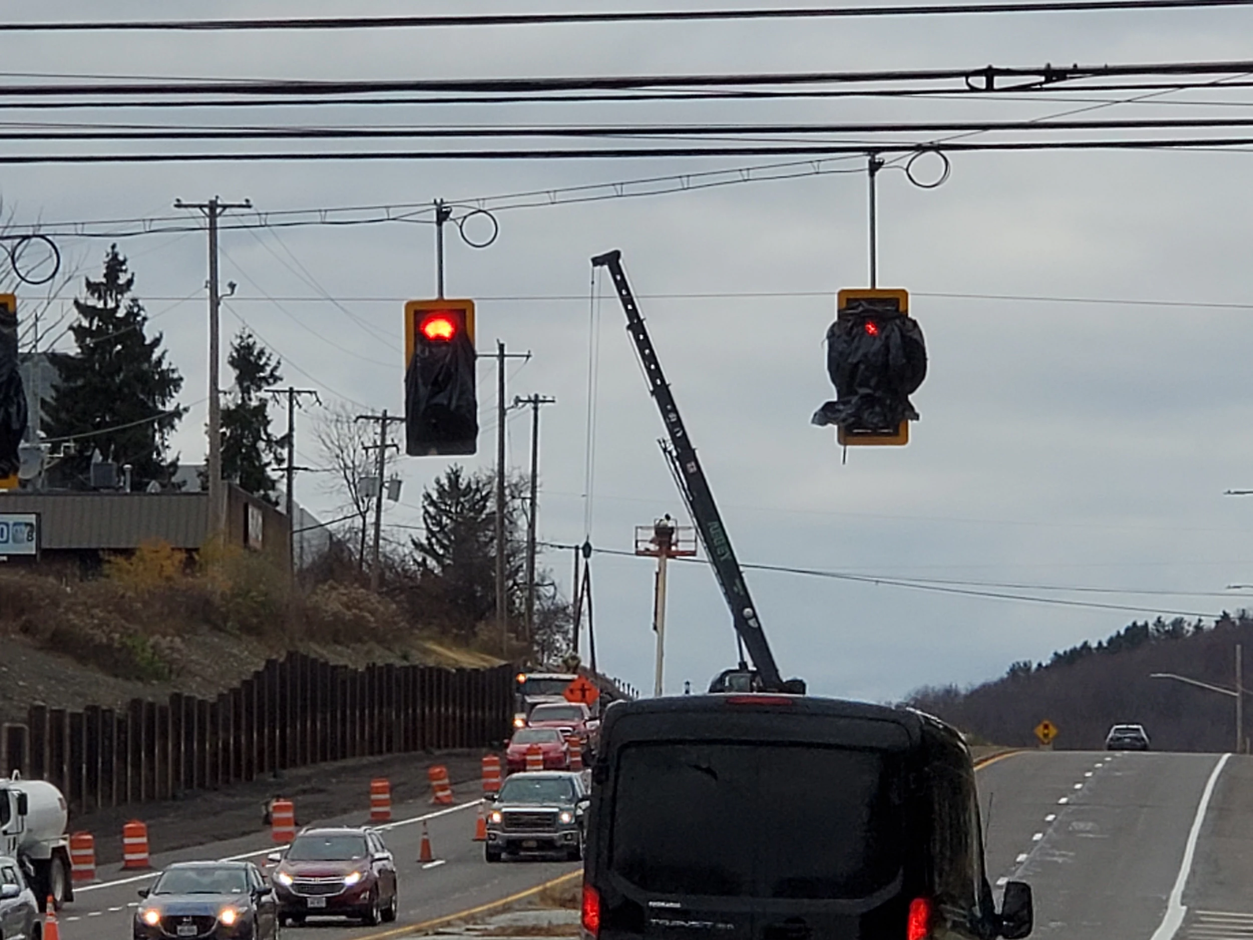 Vestal Parkway Drivers Beware! New Signals Installed at Busy Spot