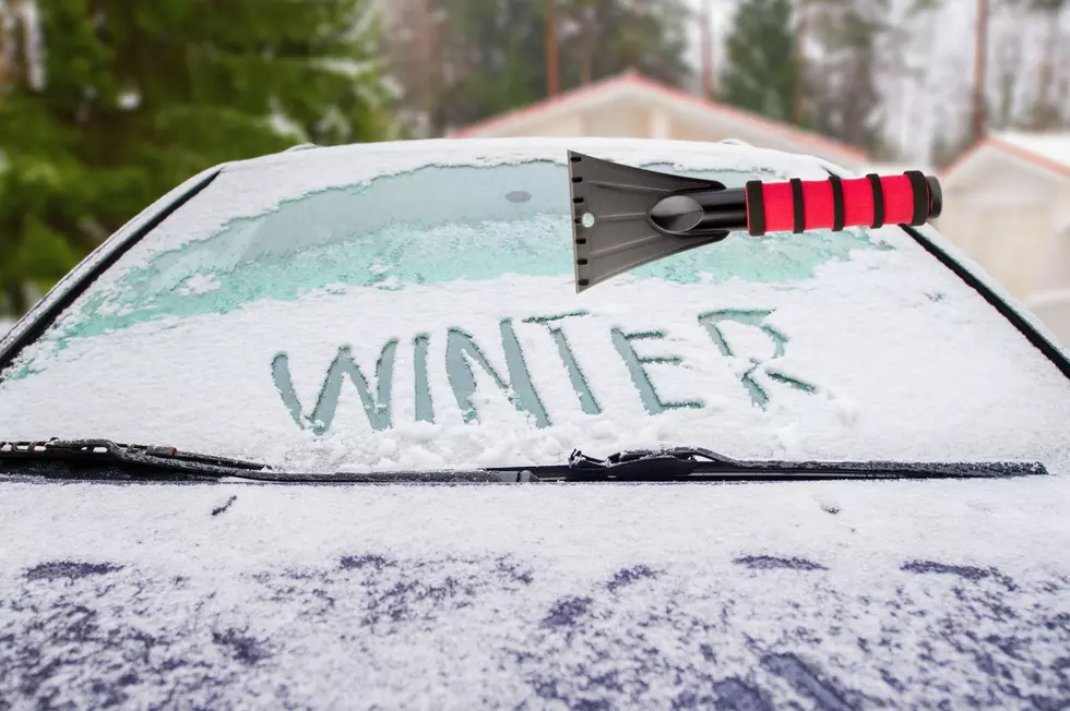 The Right Way to Use an Ice Scraper on Your Car