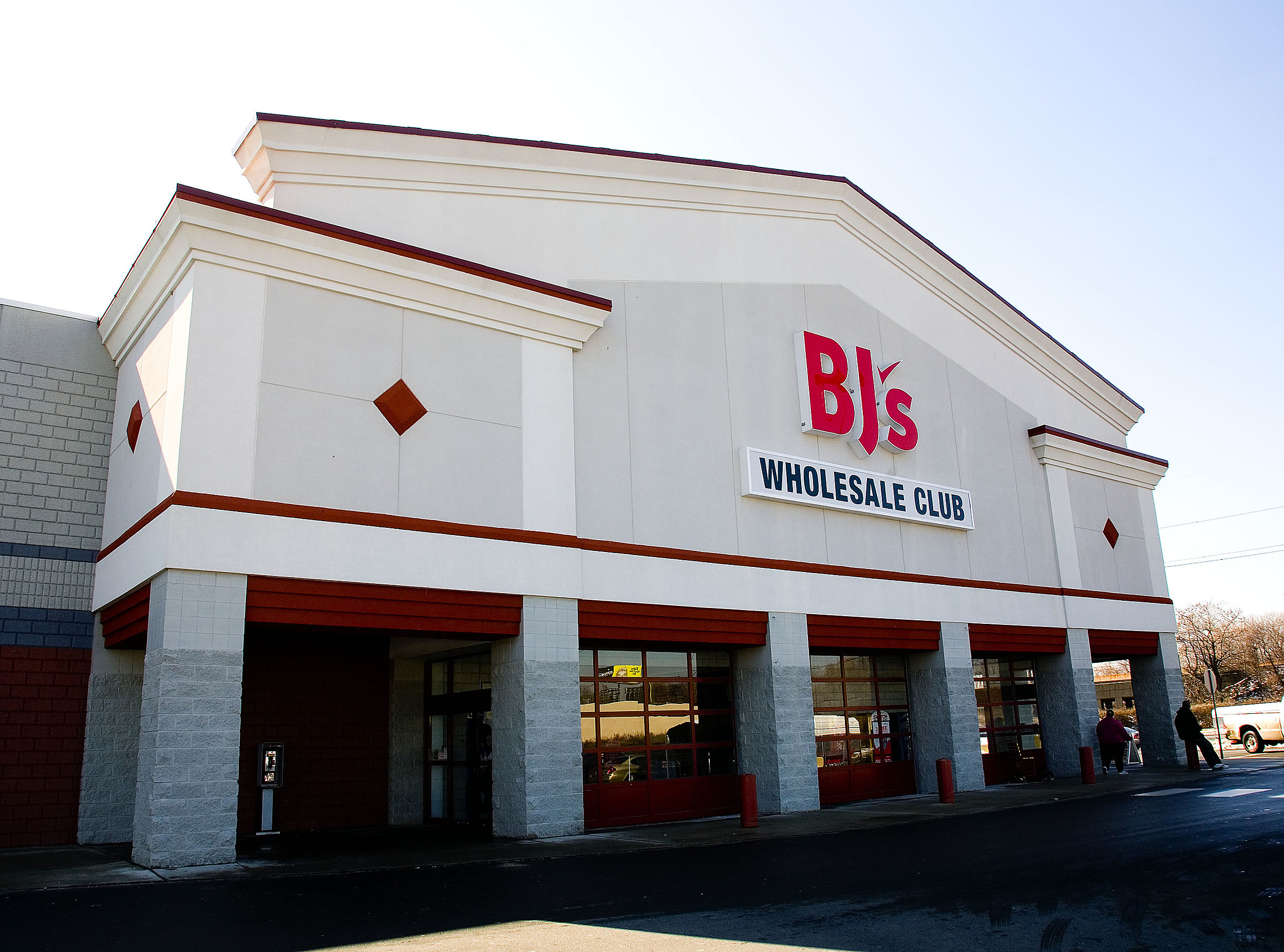BJs Wholesale Club to Open Johnson City Store at Oakdale Commons picture