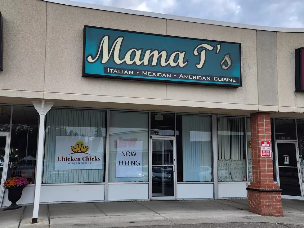 A "Chicken Chicks" sign will replace the old "Mama T's" sign at the Park Manor Plaza. (Photo: Bob Joseph/WNBF News)