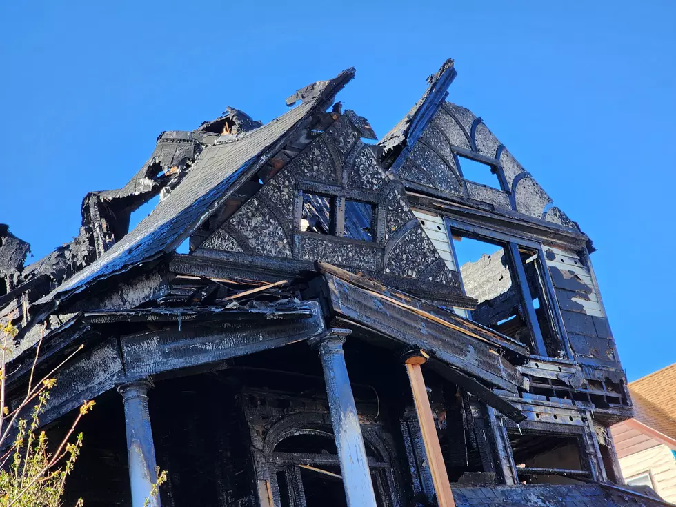 A fast-moving fire spread to this building at 126 Henry Street on April 25, 2024. Photo: Bob Joseph/WNBF News