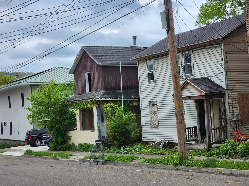 Abandoned buildings at 3 and 5 Fayette Street on May 7, 2025. (Photo: Bob Joseph/WNBF News)
