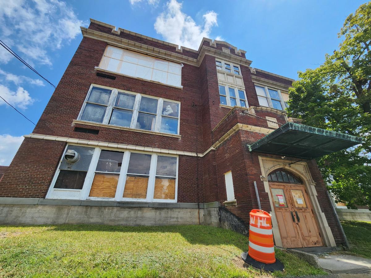Former Johnson City High School Apartment Construction to Start
