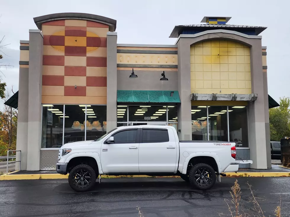A closed fast food restaurant at 1919 Vestal Parkway East is being converted into a Canna Planet shop. (Photo: Bob Joseph/WNBF News)