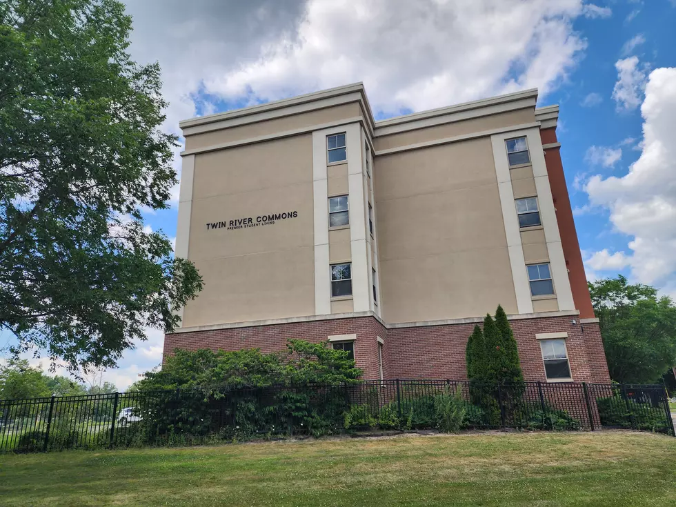The south side of the Twin River Commons complex off North Shore Drive. (Photo: Bob Joseph/WNBF News)
