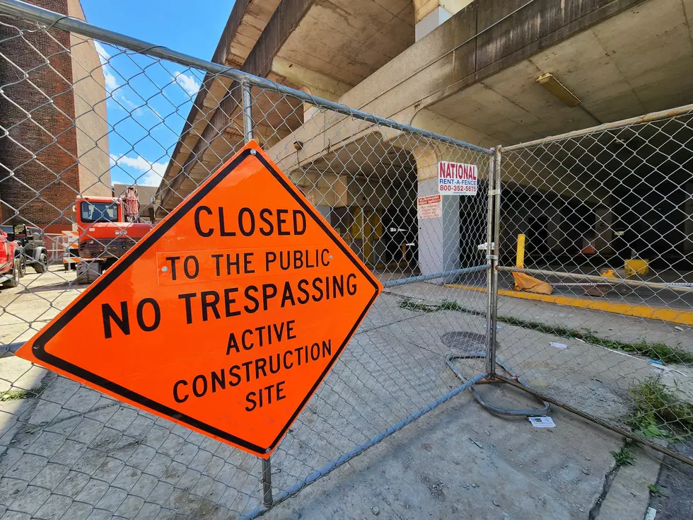 Some people ignore warning signs posted outside the closed State Street garage in downtown Binghamton. (Photo: Bob Joseph/WNBF News)