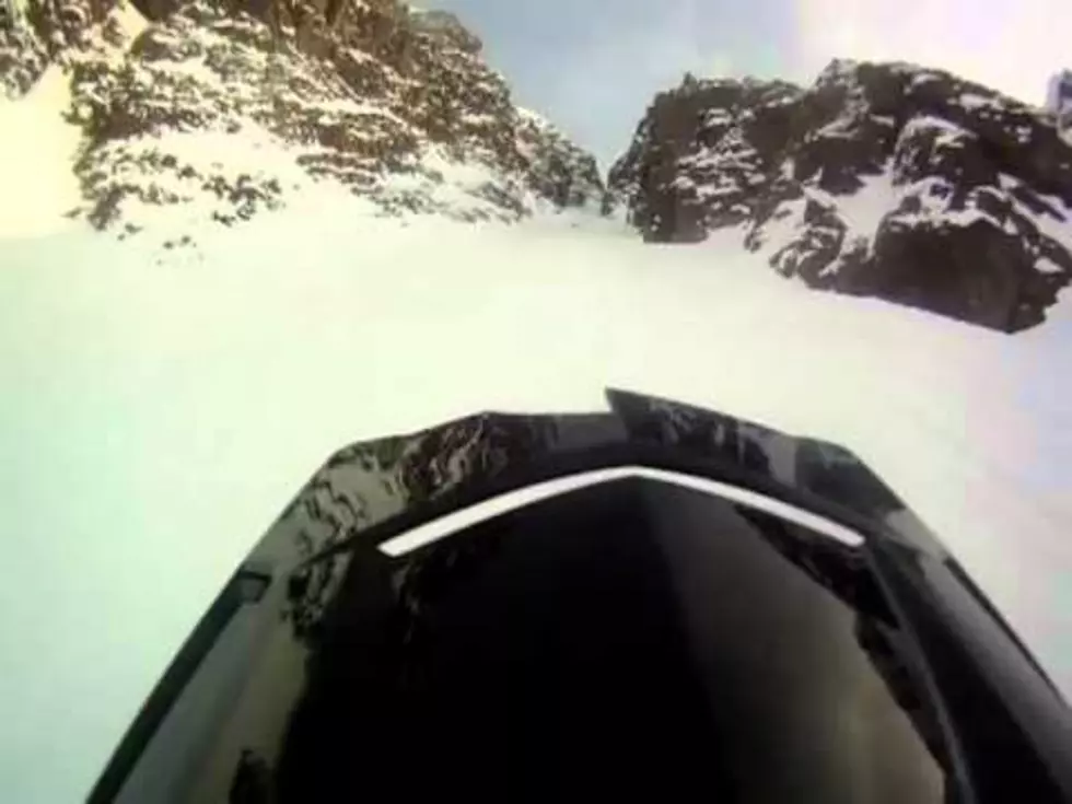 Crazy Snowmobile Crash [Video]