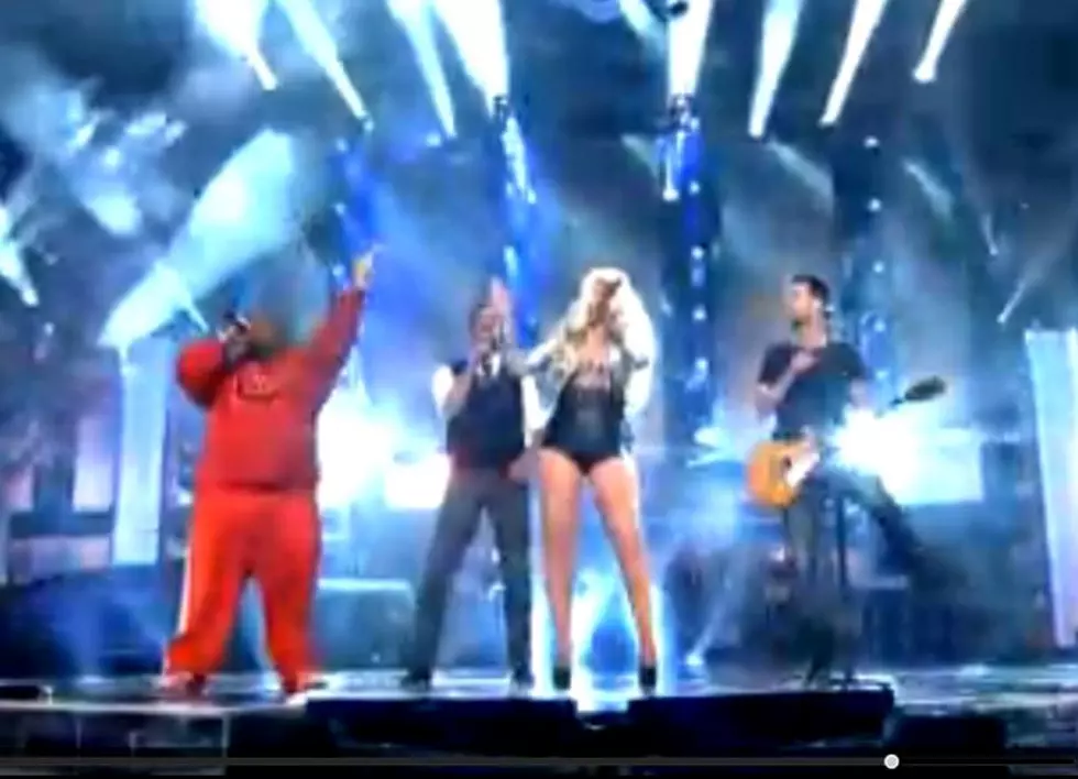 Blake Shelton, Christina Aguilera, Adam Levine & Cee Lo Green Perform Queen [VIDEO]