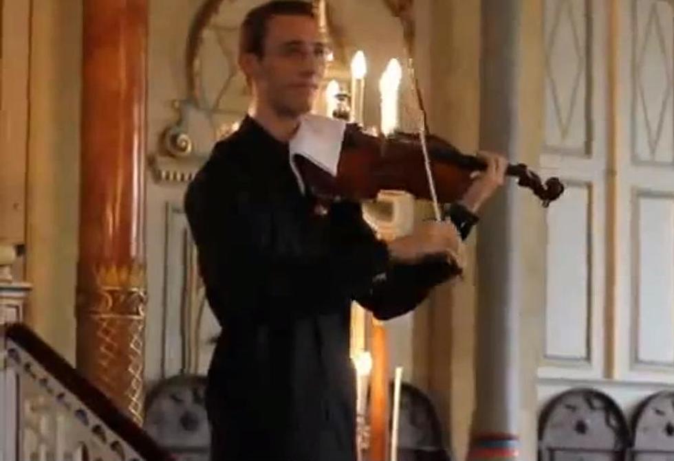 Violinists Get Revenge After Mobile Phone Interruption [VIDEO]