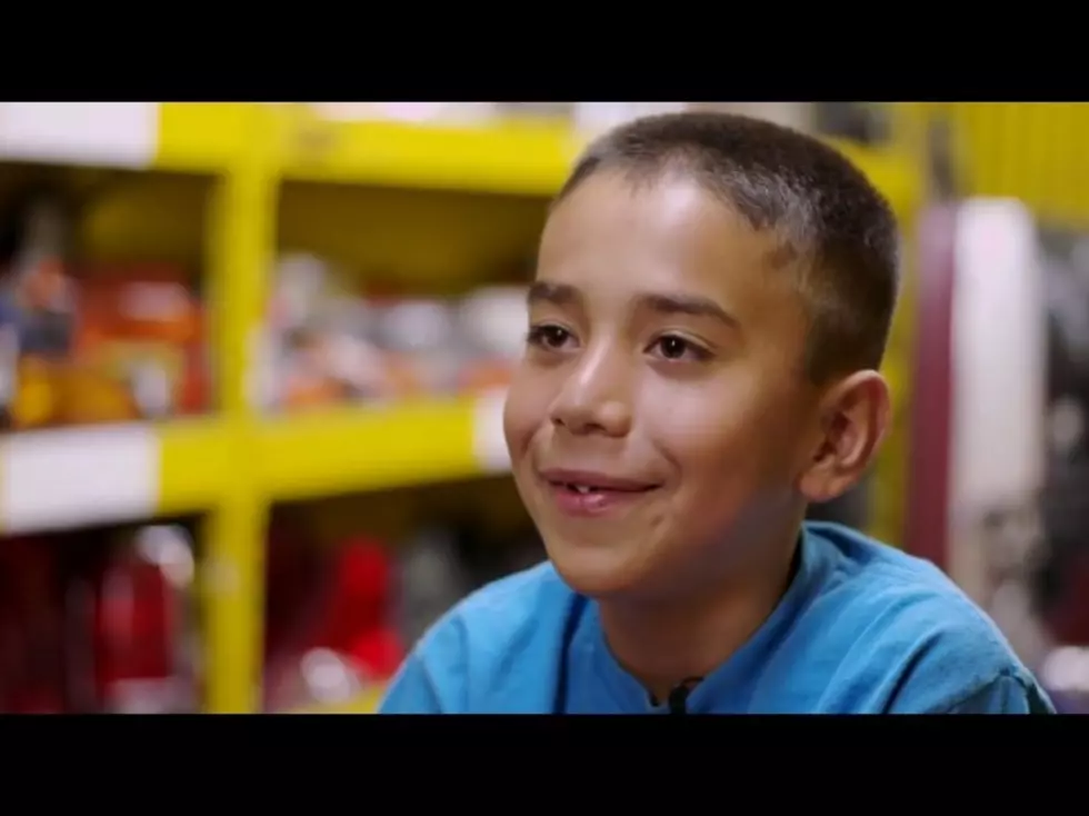 9-Year-Old&#8217;s DIY Cardboard Arcade [Video]