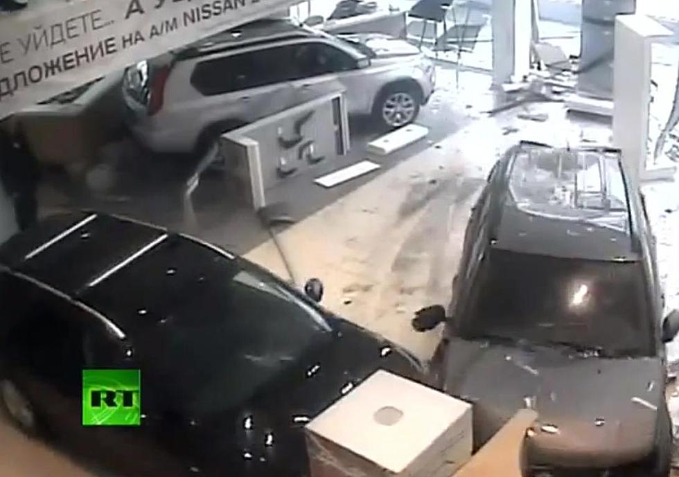 Russian Doctor Trashes Car Dealership After 20-Minute Wait [VIDEO] – Dumb Criminal of the Day