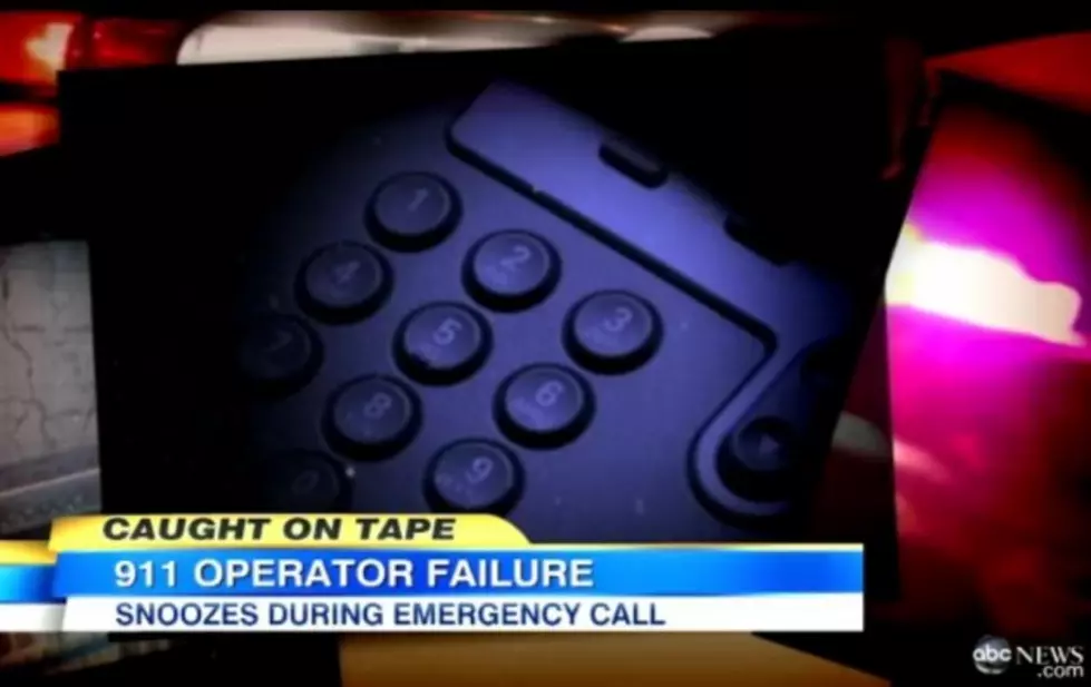 911 Dispatcher Asleep On The Job [VIDEO] &#8211; Dumb Criminal Of The Day