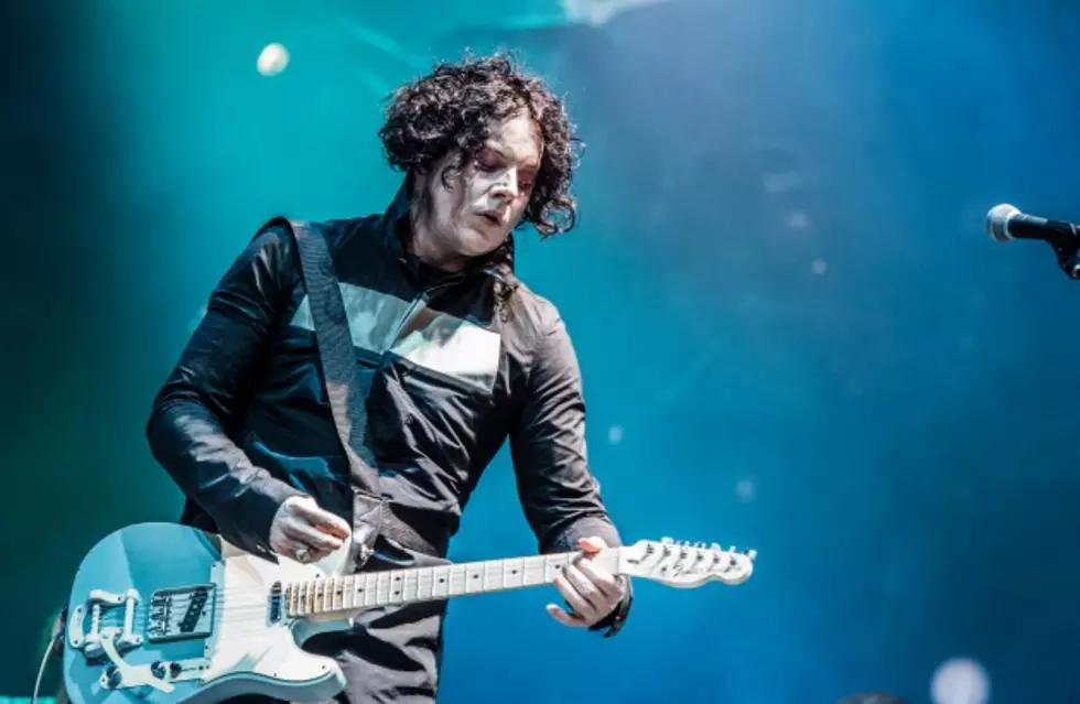 Jack White Requests Ban Of Videos, Photos &#038; Cell Phones At His Red Rocks Show