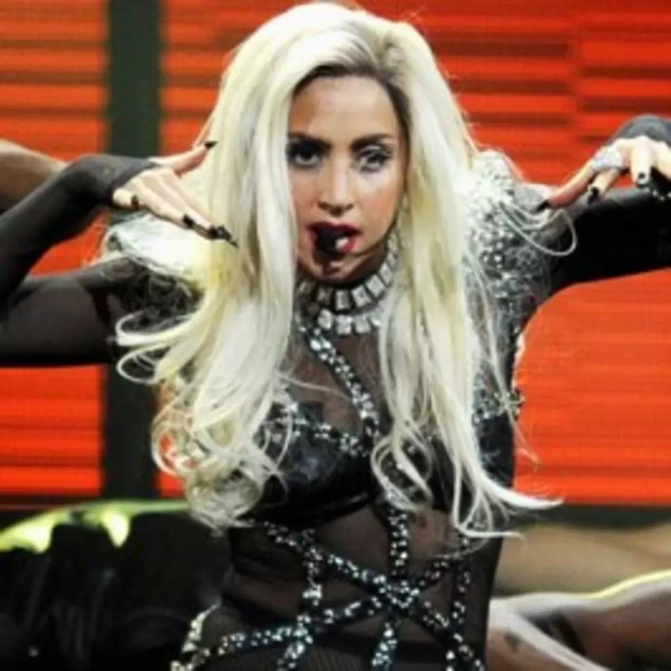 Lady Gaga Cancels Tour, Steve Martin Is a Dad, Kesha is Going to Drink What?- Derek&#8217;s Download