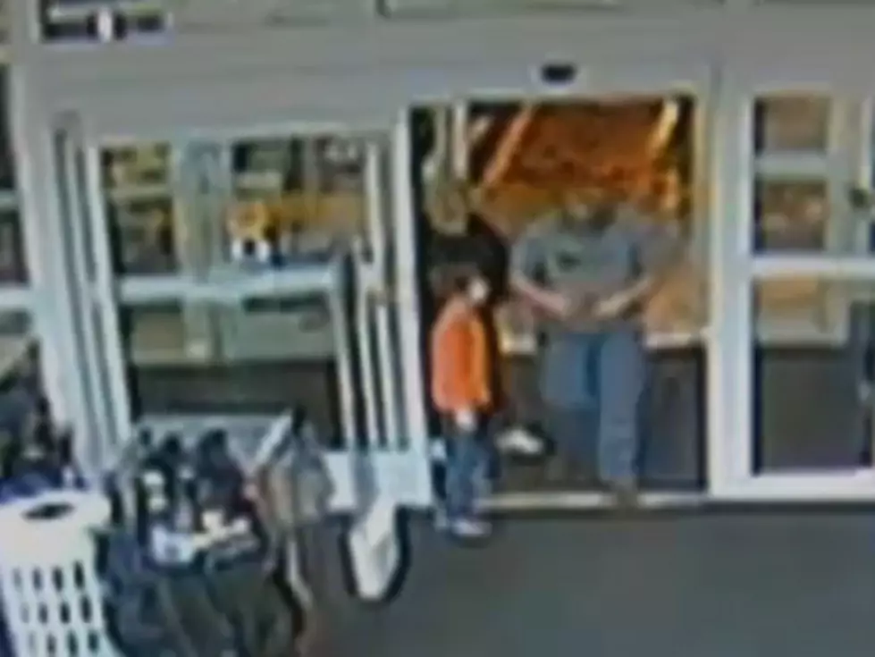 Georgia Mom Finds Wallet At Khol’s, Caught On Camera Taking Stolen Money And Giving It To Her Kids [VIDEO]