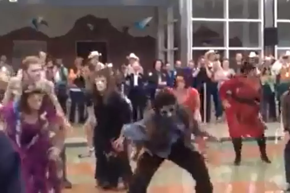 Thriller Flash Mob at DIA This Morning [VIDEO]