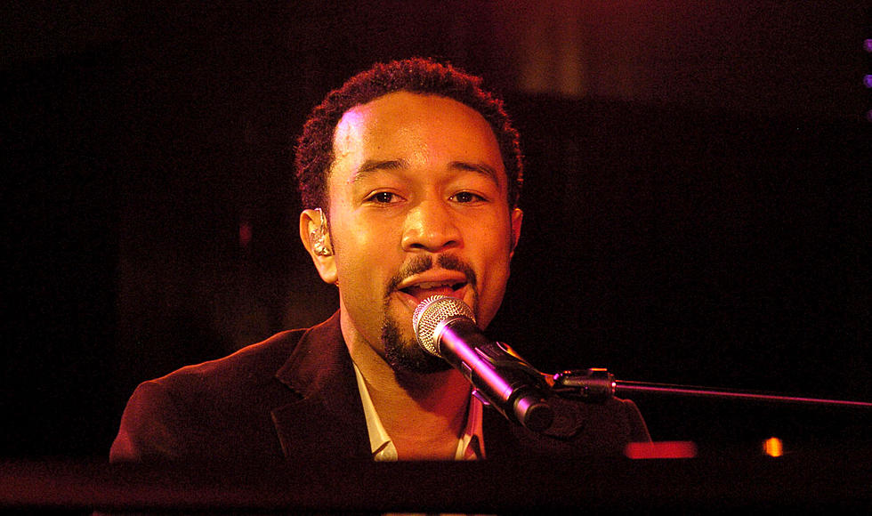 Who Sings That ‘All Of Me’ Song? – John Legend [LYRICS & VIDEO]