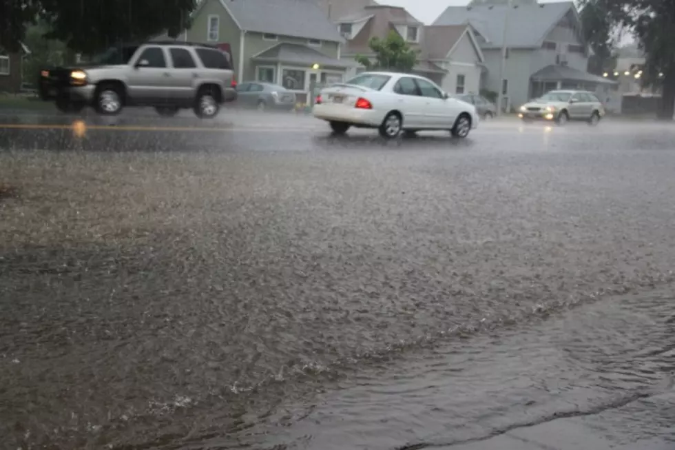 Some of Country&#8217;s Best Rainy Day Songs [VIDEOS]