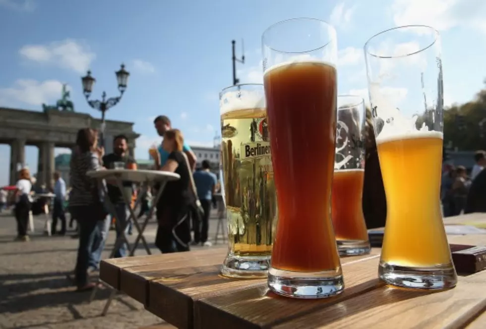 For Octoberfest Try Washing your Hair With Beer &#8211; Life Hack [VIDEO]