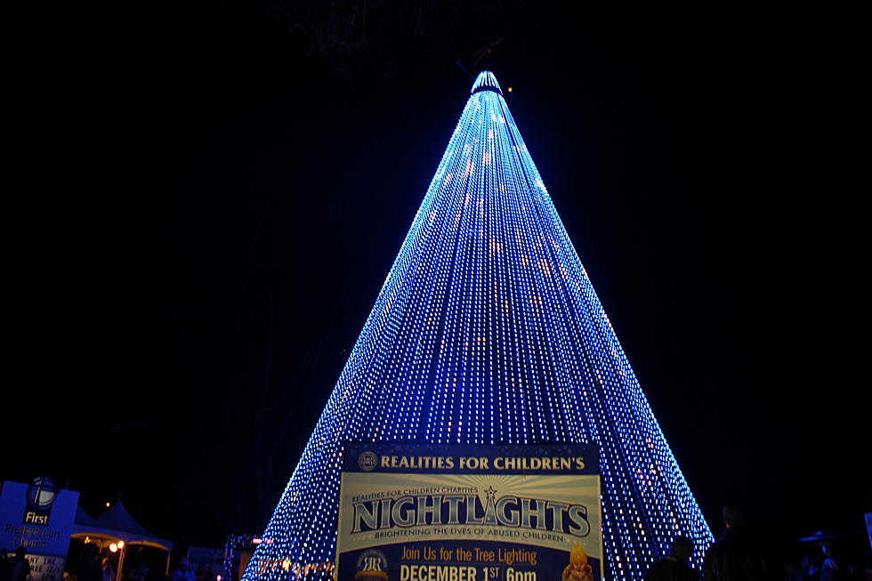 [Video] Time-Lapse of the Fort Collins NightLights 2020 Tree Being Built