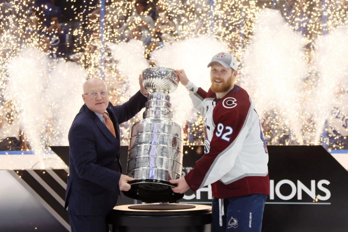 How many championships have the Avalanche won? History of