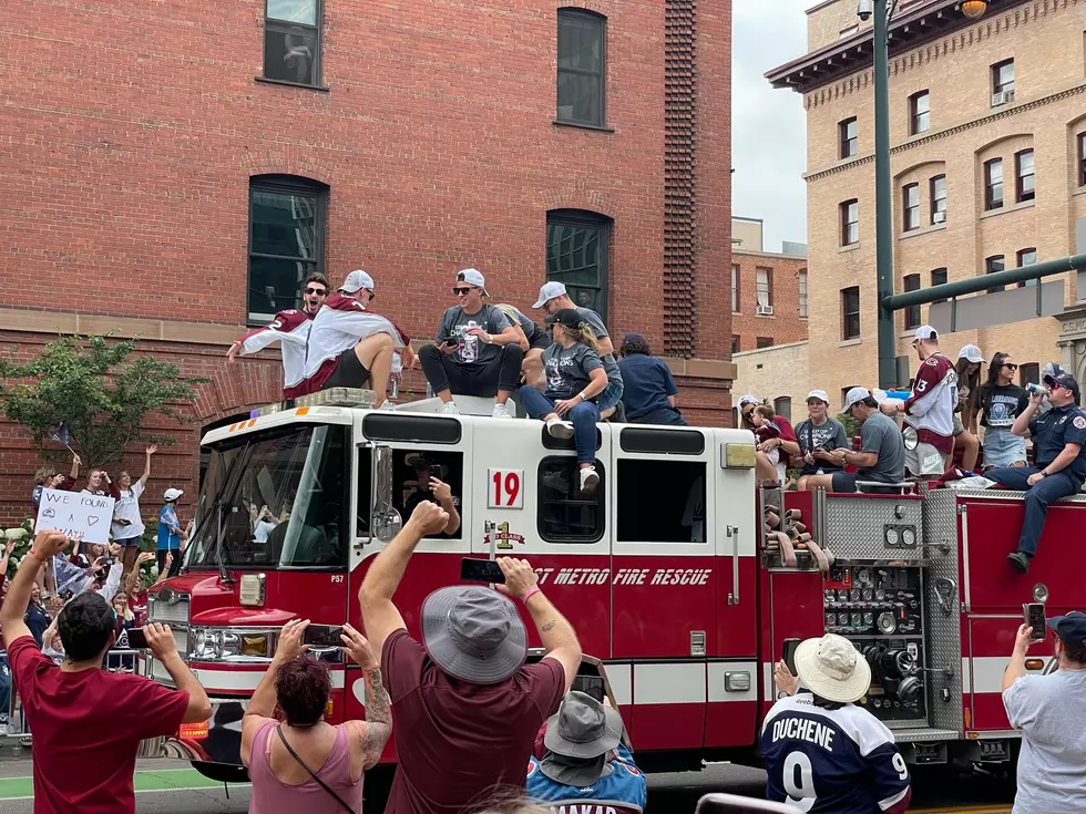 Avalanche Player Mistaken For Fan During Championship Parade