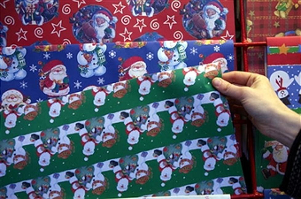 Wrap a Gift in 10 Seconds [VIDEO]
