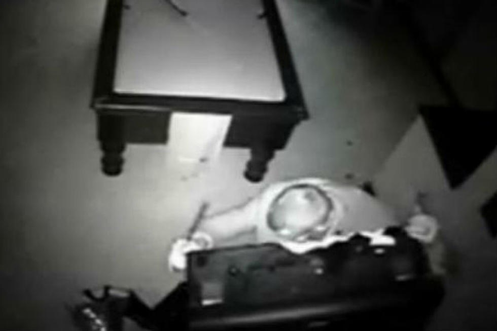 If You’re Going to Rob A Bar…Don’t Get Drunk and Pass Out [VIDEO]