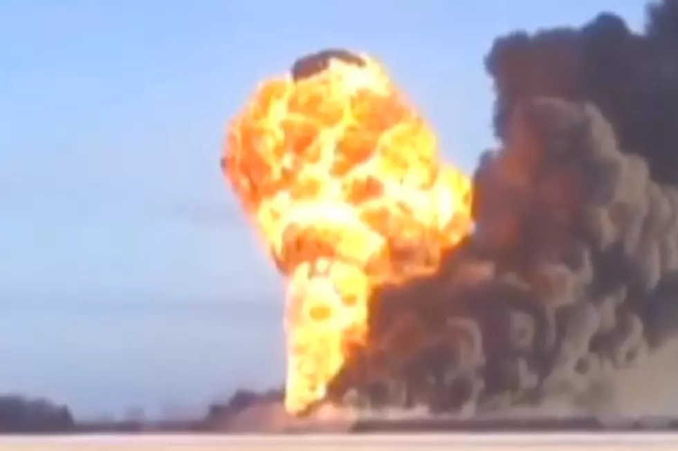 Witness Films Fiery Explosion After Train Derailment in Casselton, ND [VIDEO]