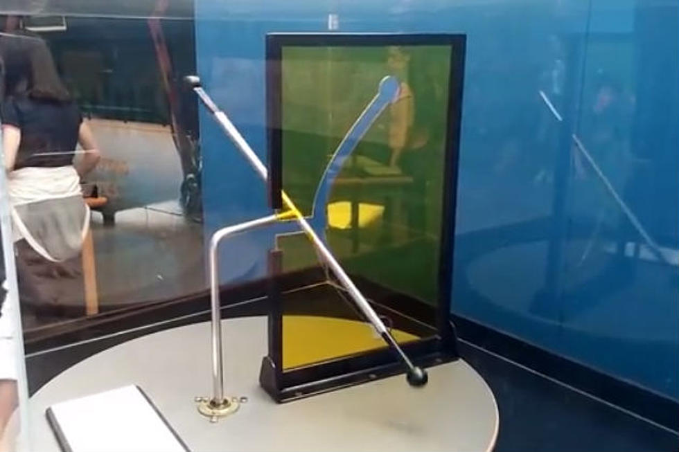 Watch a Straight Rod Pass Through a Curved Hole [VIDEO]