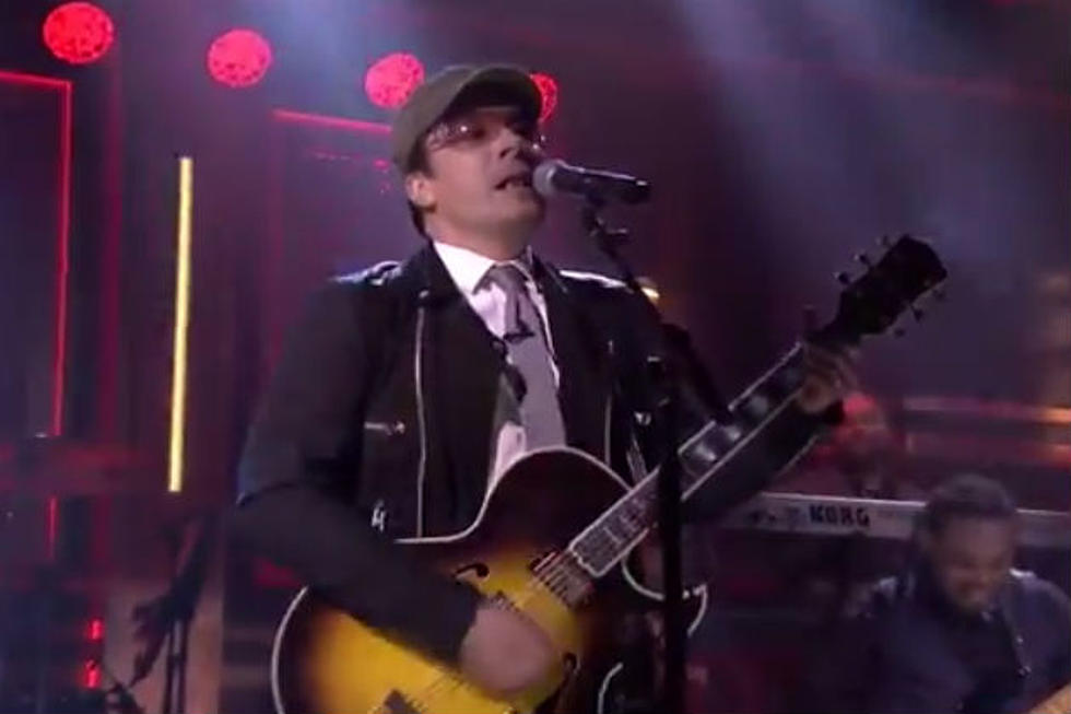 Jimmy Fallon Brings His Best Bono Impression to ‘The Tonight Show’ [VIDEO]