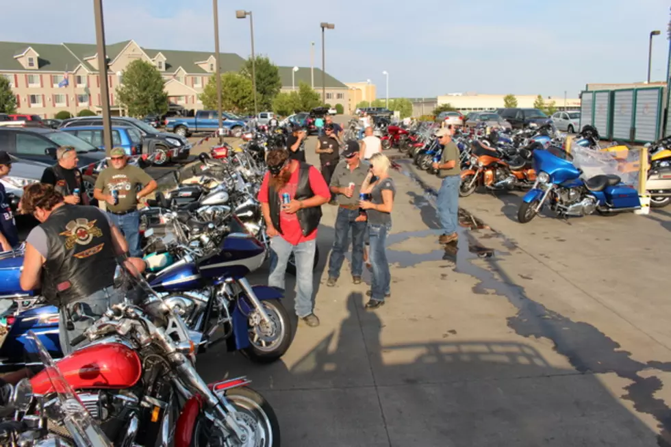 Sturgis Can&#8217;t Keep the Bikes Away From Bike Night [PHOTOS]