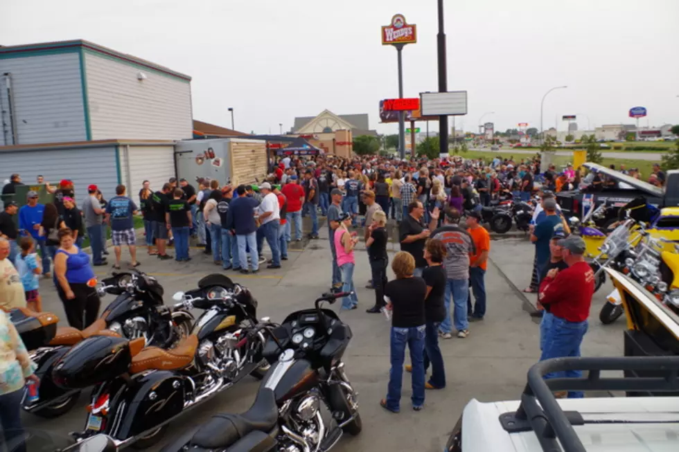 The Final Bike Night of 2015 Was the Biggest and Best of the Year [PHOTOS]