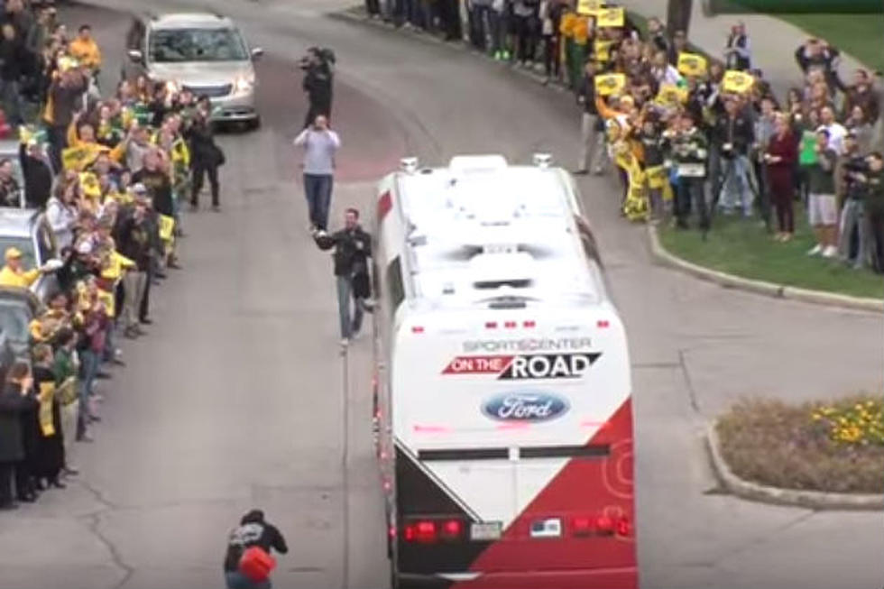 Fans Line Up for SportsCenter on the Road’s Arrival in Fargo [VIDEO]